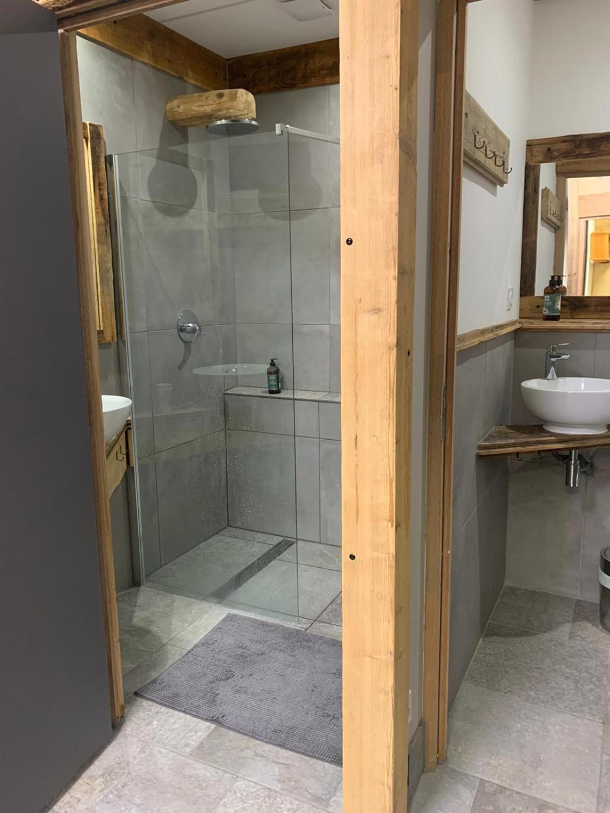 Chalet Hotel La Tuviere Bike Inn Saint-Jean-de-Maurienne Dış mekan fotoğraf