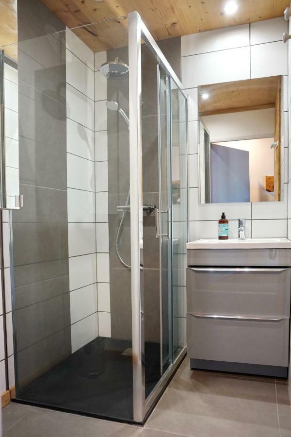 Chalet Hotel La Tuviere Bike Inn Saint-Jean-de-Maurienne Dış mekan fotoğraf